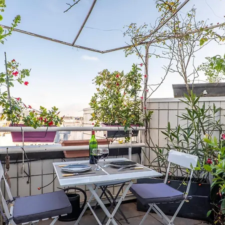 Veeve - Panoramic Views From The 17th Apartment *
